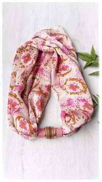 Image 1 of Collana artigianale in seta e pelle CONVERSO DUALISMO - "Bardot" 