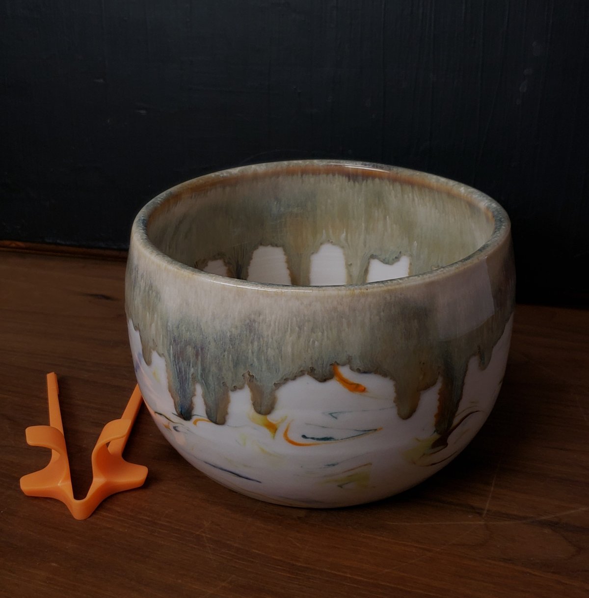 Image of 4 cup Marbled Snack Bowl with Snack Tongs 04202507