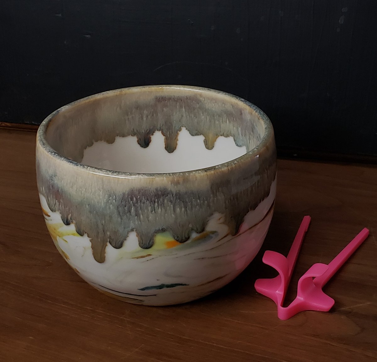 Image of 3 cup Marbled Snack Bowl with Snack Tongs 042025012
