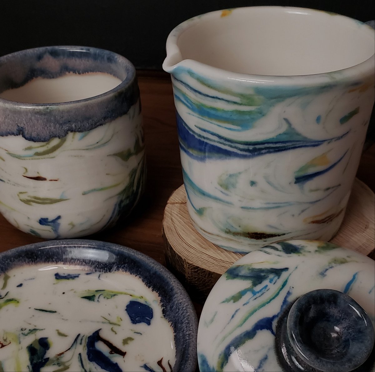 Image of 6 oz. (175 ml) Marbled Tea Steeper with Cup and Saucer 04202501