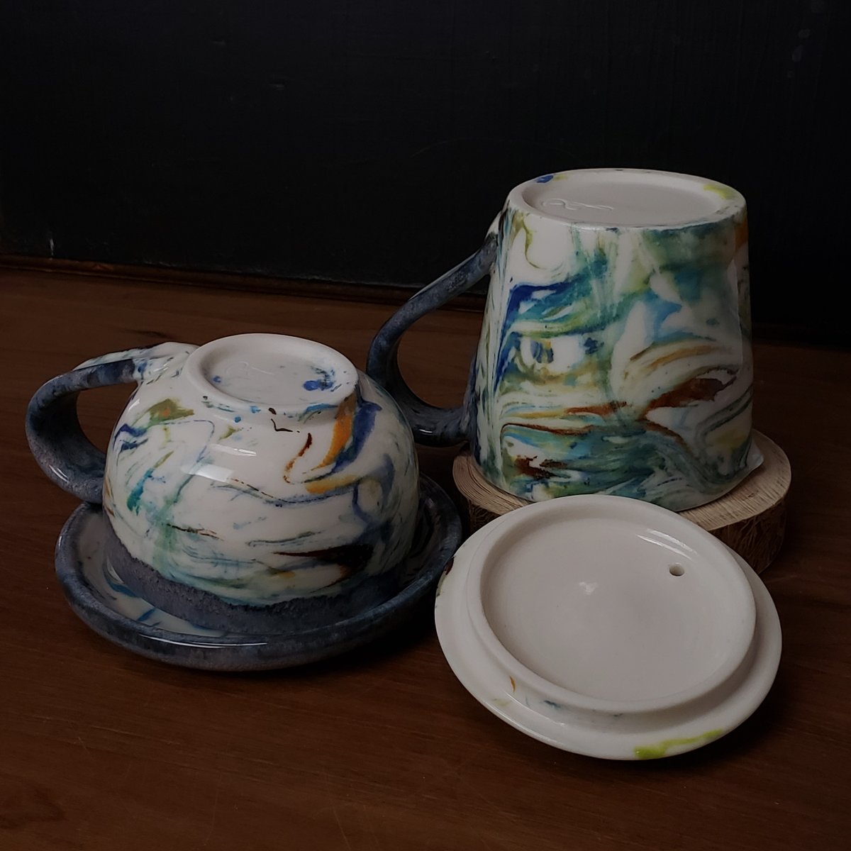 Image of 6 oz. (175 ml) Marbled Tea Steeper with Cup and Saucer 04202505
