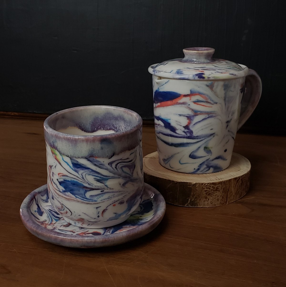 Image of 6 oz. (175ml) Marbled Tea Steeper with Cup and Saucer 04202506