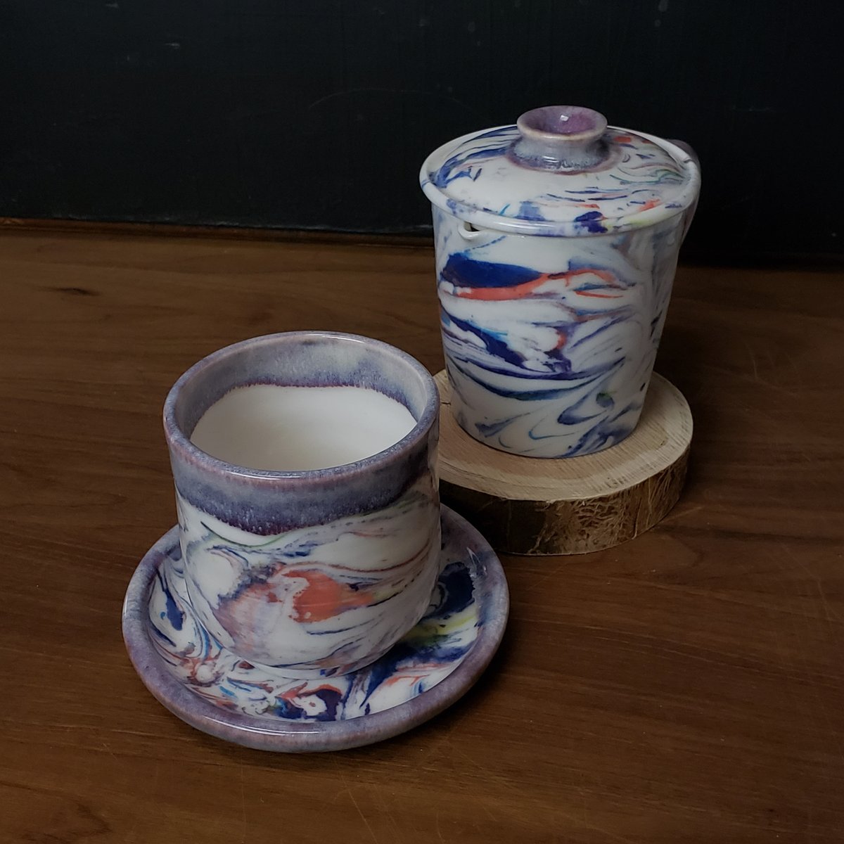 Image of 6 oz. (175ml) Marbled Tea Steeper with Cup and Saucer 04202506