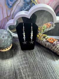 Image 3 of Pearl Star Fish Earrings 