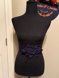 Image 3 of Large Flower Elastic Belt 