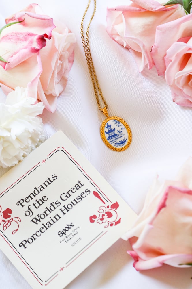 Image of Vintage Spode "Blue Window" Pendant from England with Certificate of Authenticity 