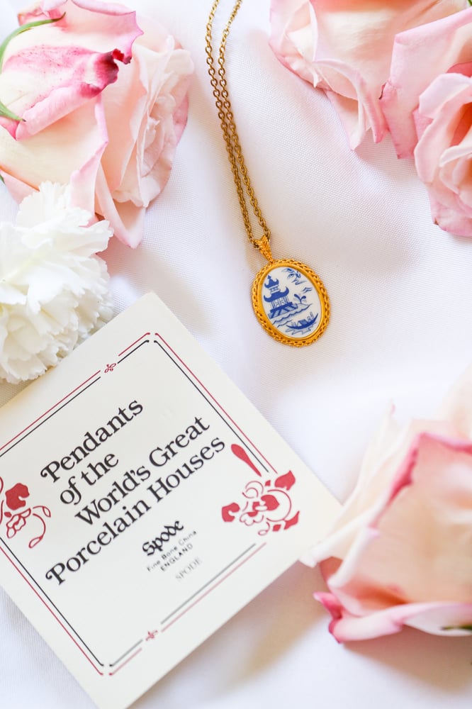 Image of Vintage Spode "Blue Window" Pendant from England with Certificate of Authenticity 