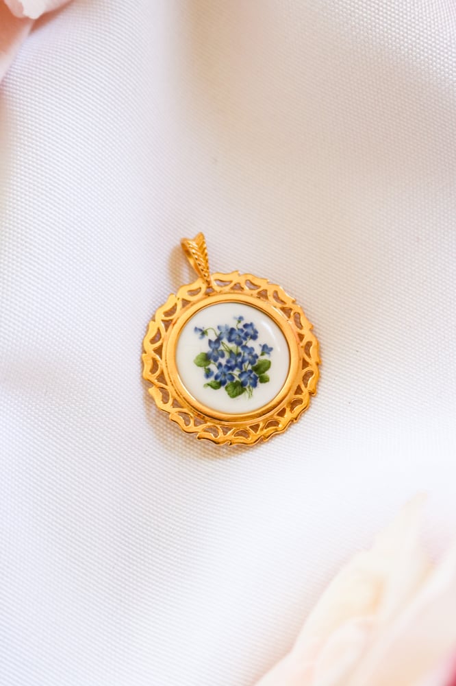 Image of Vintage Hammersley Porcelain Pendant from England with Certificate of Authenticity