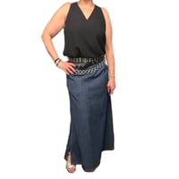 Image 5 of Women Pendleton Vintage Denim Maxi Skirt,  SZ 12  large pockets & side slits . 
