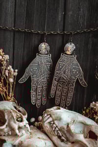 Image 3 of Fortune 