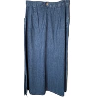 Image 4 of Women Pendleton Vintage Denim Maxi Skirt,  SZ 12  large pockets & side slits . 