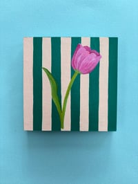 Image 2 of Tulip stem