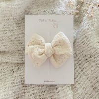 Embroidery Beige Daisy 