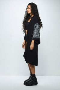 Image 3 of Cattana Kimono - Sayagata Grey