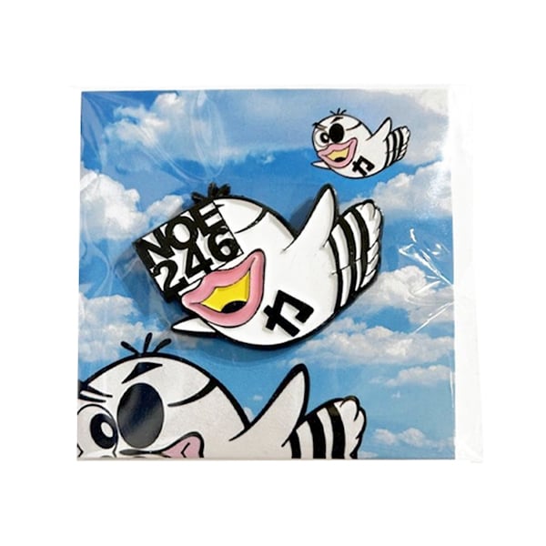 noe246 - enamel pin #4