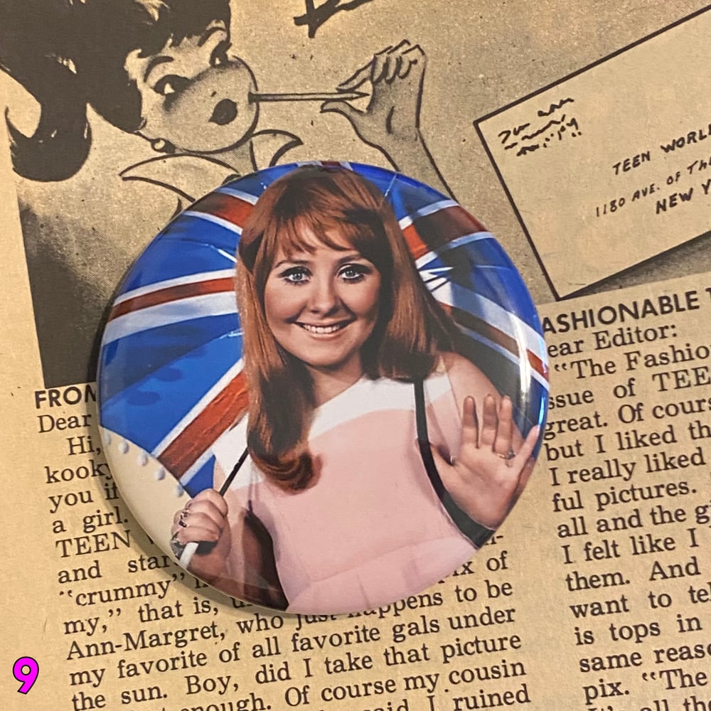 Image of Girl Groups & Girl Singers Buttons! (Volume IV)