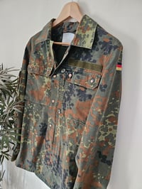 Image 4 of PRISSY VINTAGE Khaki green speckle army camouflage shirt jacket UK 8 10