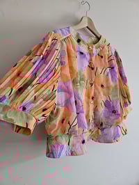 Image 5 of PRISSY VINTAGE Floral high waist gold button puff pleated bell sleeve top UK 14 16 