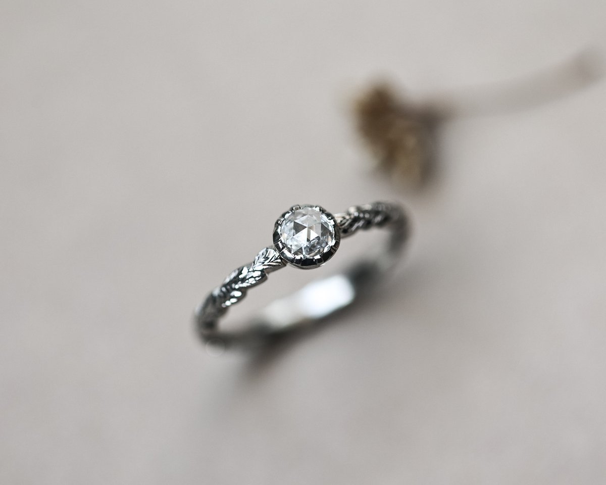 Image of Platinum 4.2mm Rose-cut diamond laurel leaf ring (LON249)