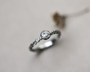 Image of Platinum 4.2mm Rose-cut diamond laurel leaf ring (LON249)