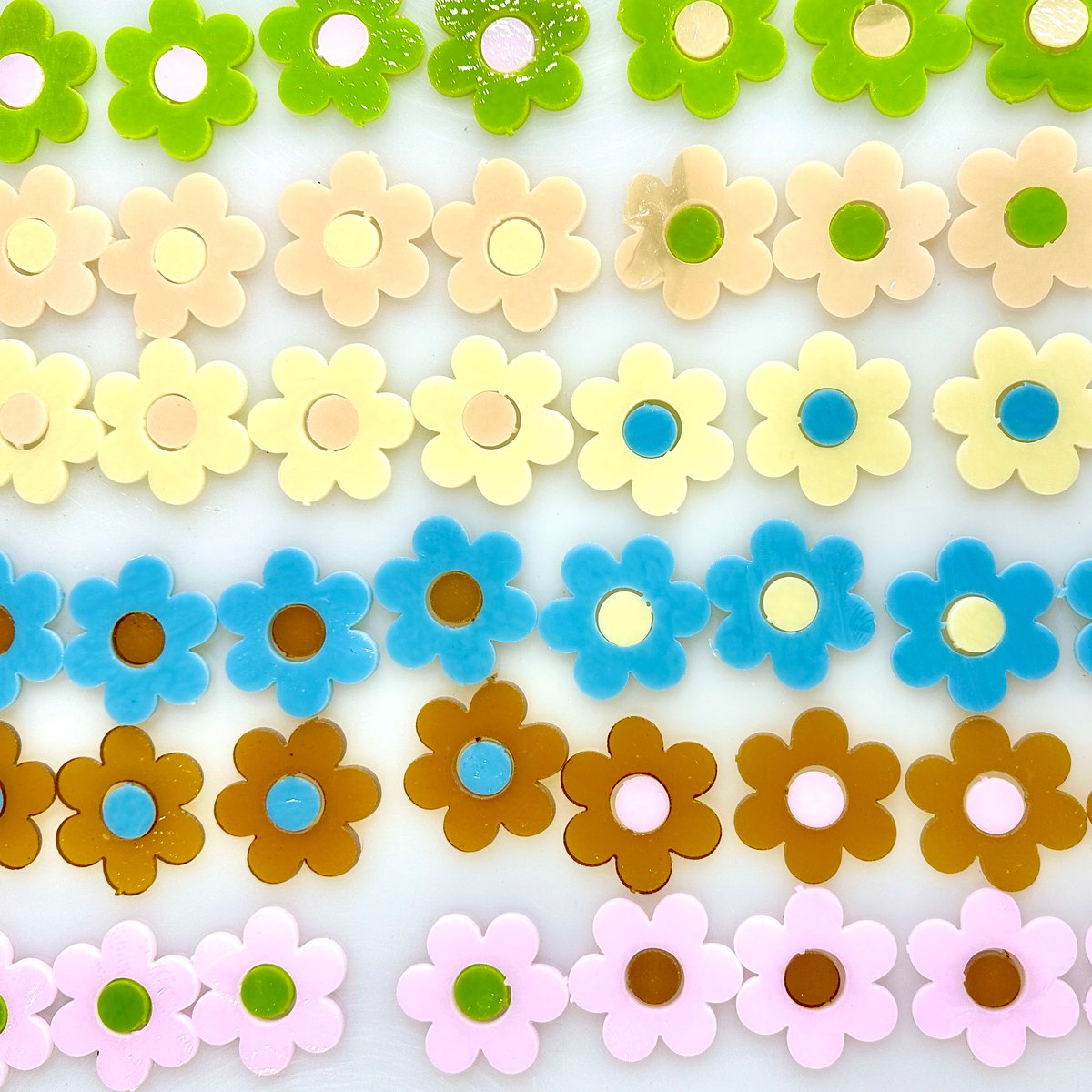 Image of 2" Fusible Glass Daisies-COE 90 (Bullseye Compatible)