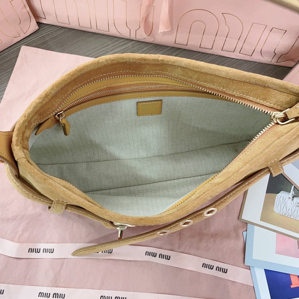 Miumiú Slouch Bag