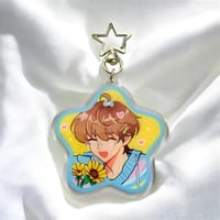 Image 1 of (LAST STOCK) HAECHAN YELLOW STAR KEYCHAIN