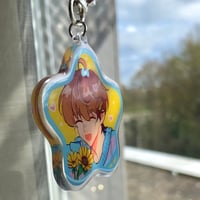 Image 2 of (LAST STOCK) HAECHAN YELLOW STAR KEYCHAIN