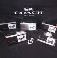 Image 2 of GLAMOUR GIRL LASH SET 