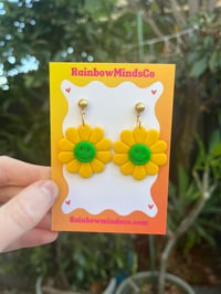 Petal pal earrings 