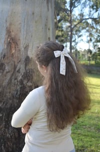 Image 2 of Wild rose longtail bow
