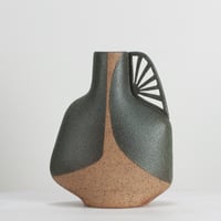 Image 1 of  olla