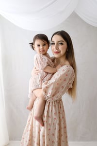 Image 5 of MOTHERHOOD SESSIONS -𝕃𝕀𝕄𝕀𝕋𝔼𝔻 𝔸𝕍𝔸𝕀𝕃𝔸𝔹𝕀𝕃𝕀𝕋𝕐