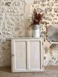 Image 1 of Petite armoire parisienne ancienne