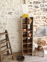 Image 5 of Ancien casier de magasin de chaussures