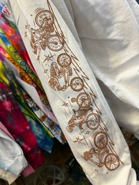 Image 2 of FOREVER TRIPPIN' WHITE LONGSLEEVE