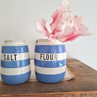 Image 3 of Lovely Vintage Cornishware Pots