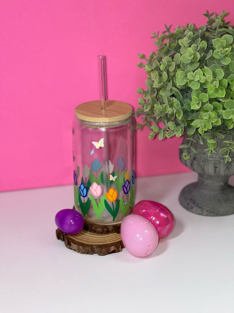 Image of 'Tulips & Butterflies'     Libbey Glass