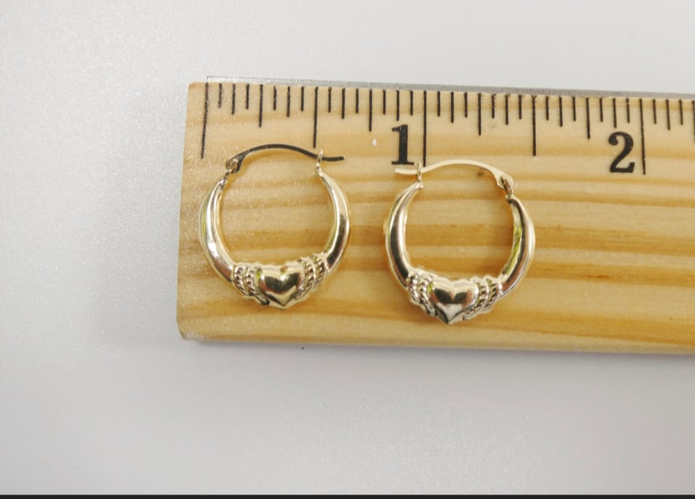 Image of Small heart earring