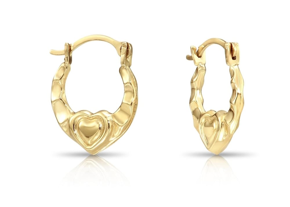 Image of Classic heart earring