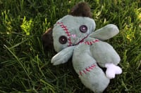 Image 2 of Zombie Kitty 🌱🦴🐾