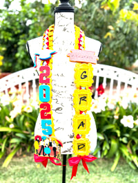 Image 7 of 2025 Graduation Lei 