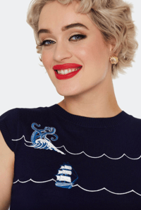 Image 3 of Melville Pullover
