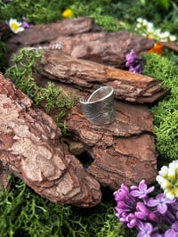 Image 2 of Leave ring, size 6 bit a bit adjustable