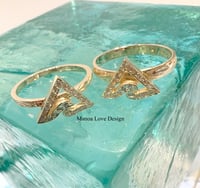 Image 1 of 14k solid gold Diamond triangle wave Hawaiian ring 