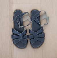Saltwater Sandals ladies size 7