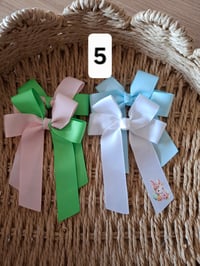 Image 2 of Ribbon bows