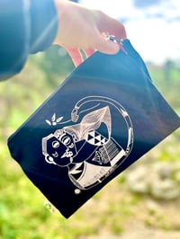 Image 1 of The Kiss Clutch: Black - White