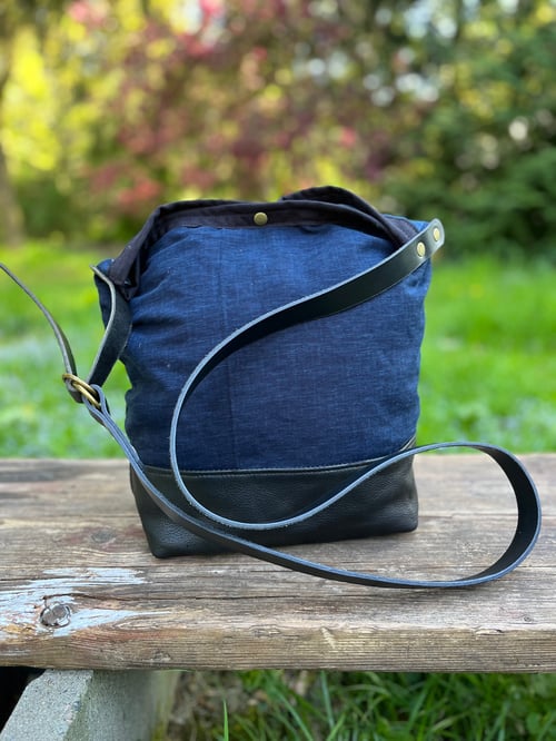 Image of Bucket Bag Indigo