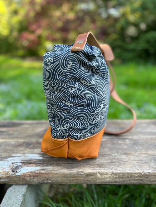 Image of Bucket Bag Nami
